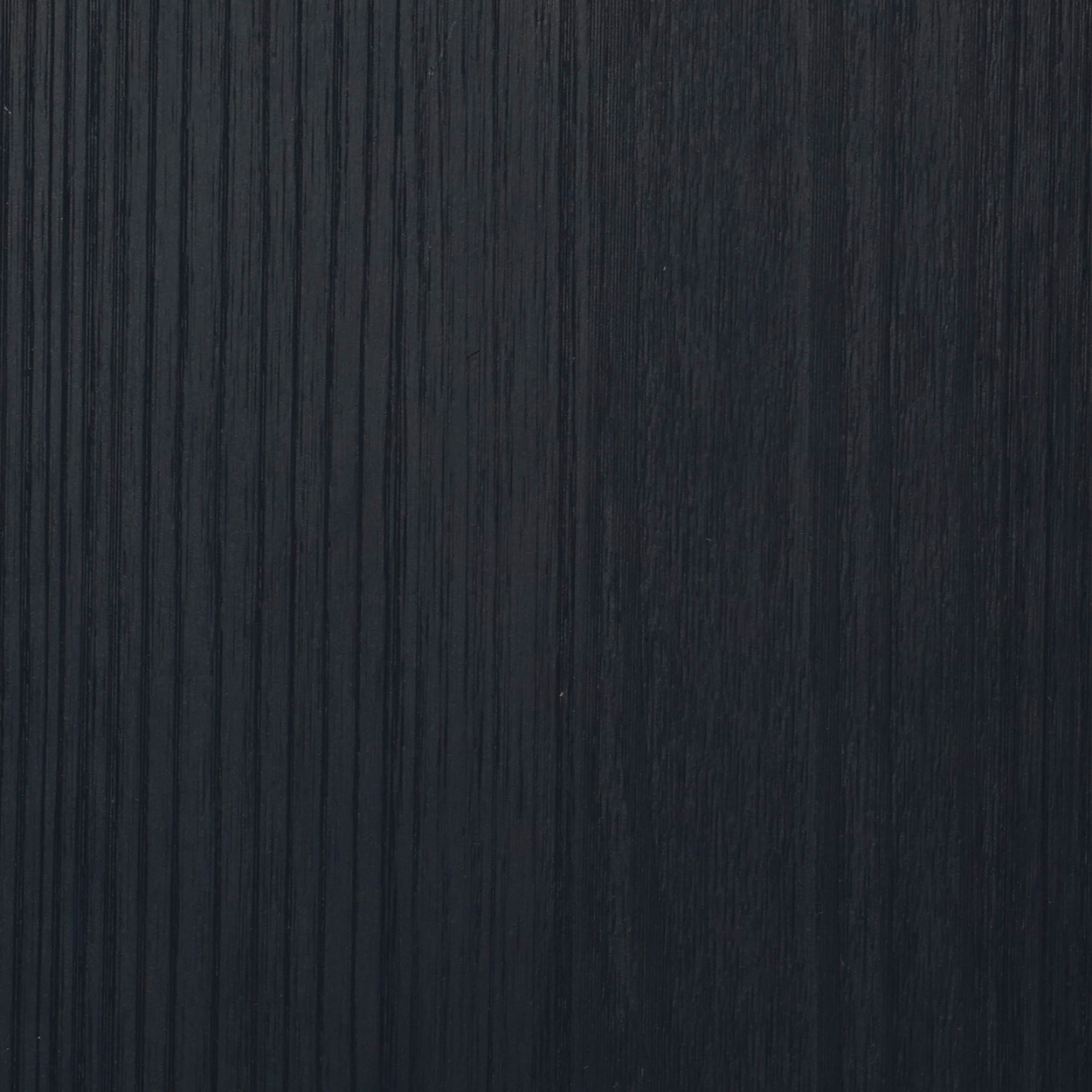 PL-134 Midnight Oak laminate with vertical woodgrain texture in matte black finish by Plyneer.